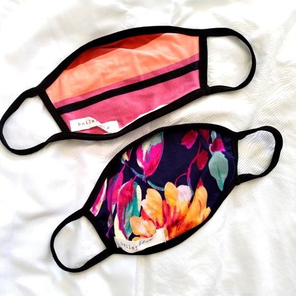 2 Bailey Blue Masks - Picture 1 of 4